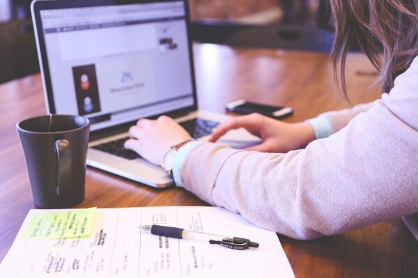 comment gérer la technologie au service entreprises?
